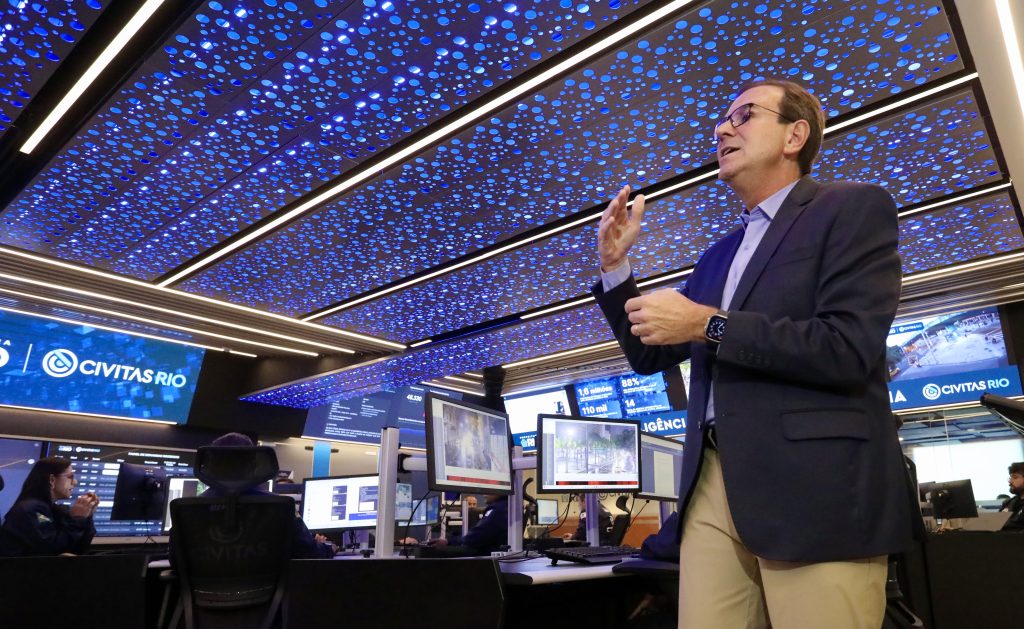 Paes ameaça judicializar regra da Alerj sobre desincompatibilização eleitoral