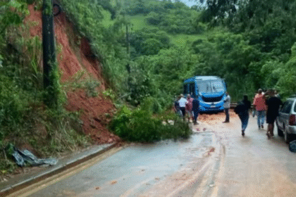 Ministério Público solicita ações contra risco de deslizamento na RJ-125, Japeri