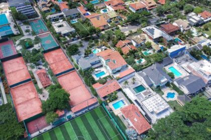 Justiça ordena perícia em mansão do ‘Rei das Quentinhas’ na Barra