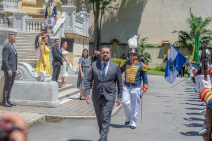 Cláudio Castro renuncia ao governo do Rio em meio a julgamento no