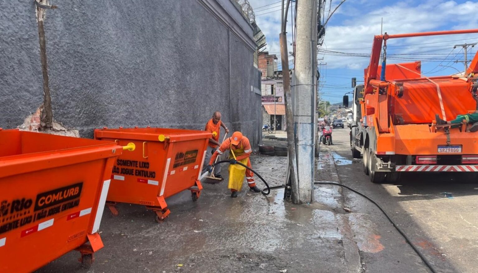 Comlurb agora multa veículos por descarte ilegal de resíduos em vias públicas