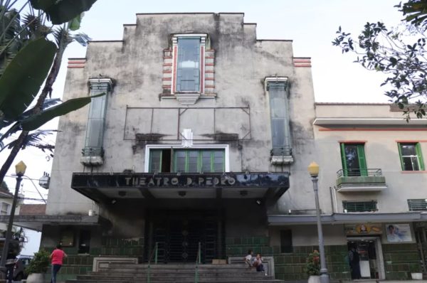 Theatro Municipal de Petrópolis: quase Sete anos de impasse e obras de